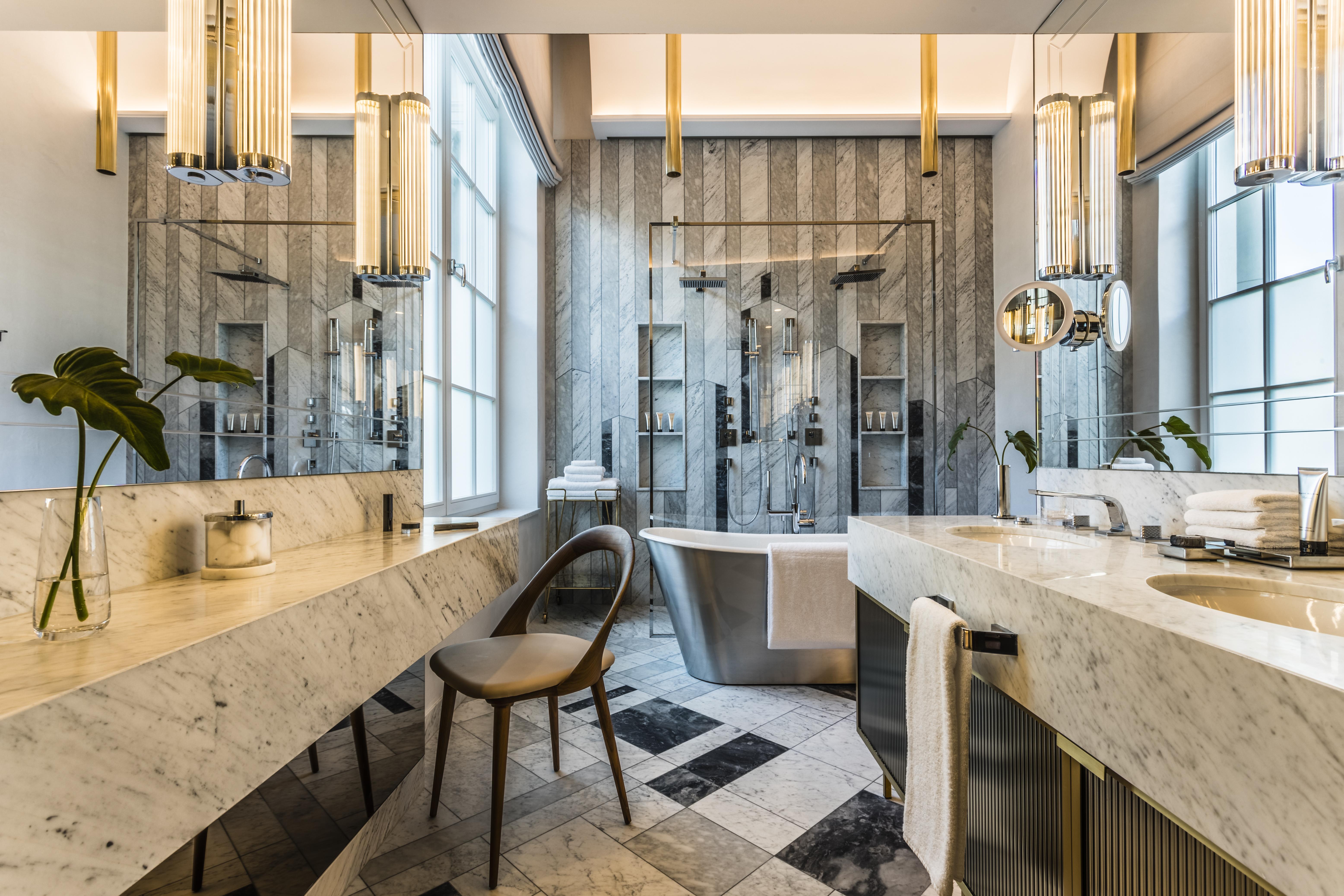 Raffles Europejski Warsaw Exterior photo Bathroom