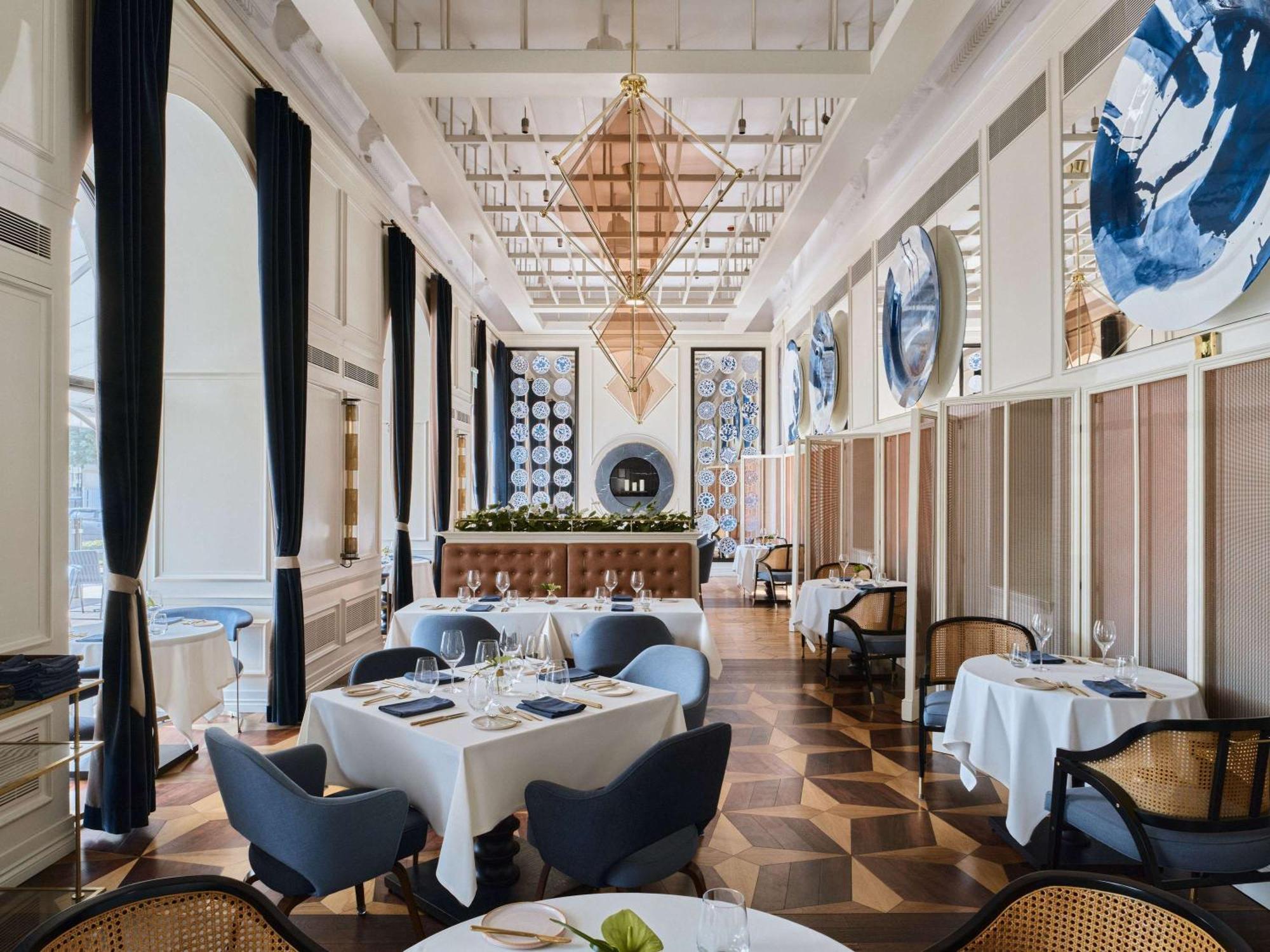 Raffles Europejski Warsaw Exterior photo The restaurant in 2019